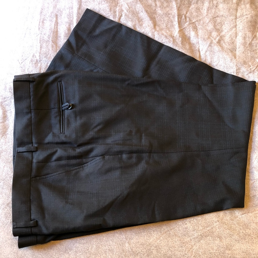 Perry Ellis Navy Blue Dress Trousers 36/32